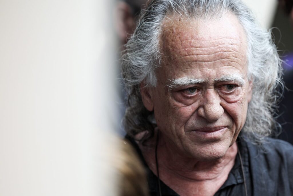 Σήμερα το τελευταίο «αντίο» στον Νίκο Καλογερόπουλο στο Α’ Νεκροταφείο