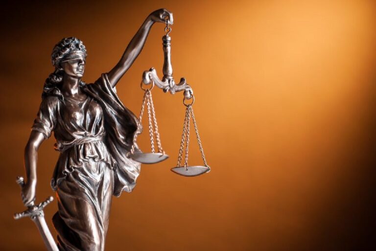 Οδηγίες για δικηγόρους: Όσα πρέπει να γνωρίζετε για τον νέο τρόπο κατασχέσεων εις χείρας τρίτου