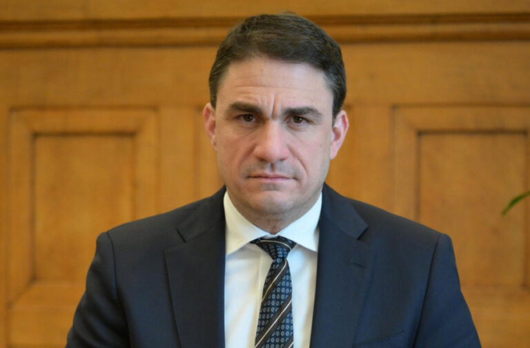 Τσουκαλάς: Αδιανόητες οι δηλώσεις Γεωργιάδη περί μπάφου